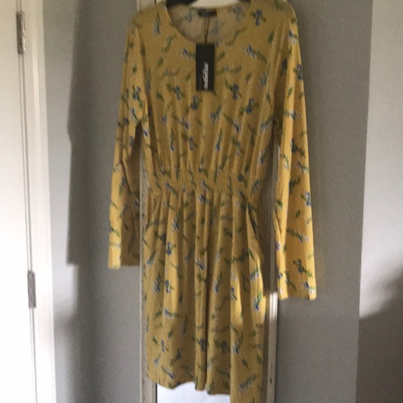 Cute yellow with purple flowers dress $10 - Picture 3 of 4